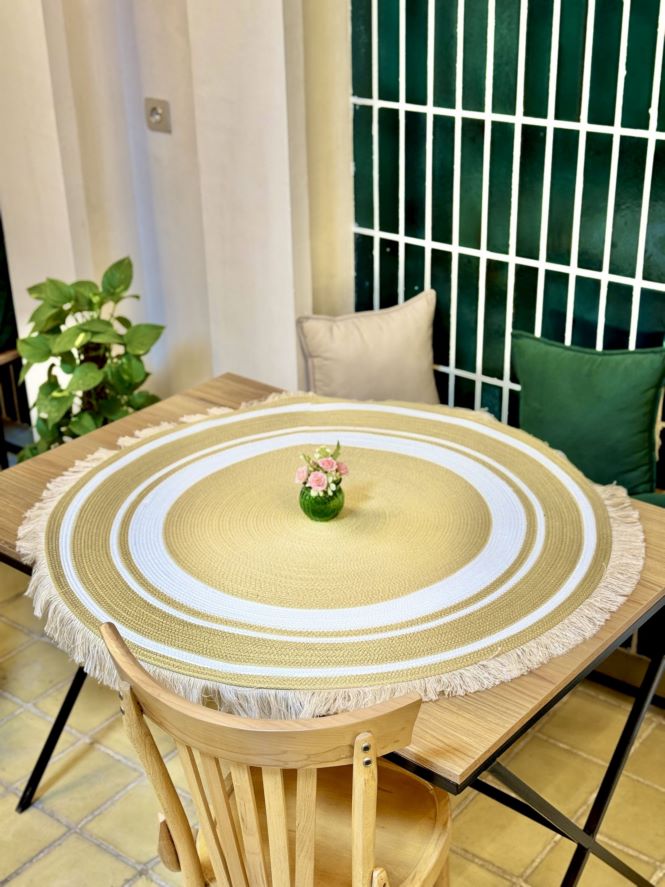 فرشینه و پادری قیطاندوزی